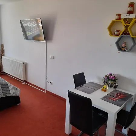 Honey Apartment