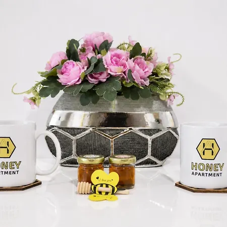 Honey Apartment *