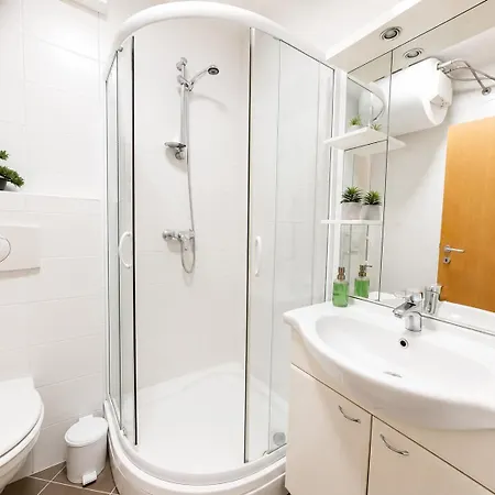Honey Apartment *